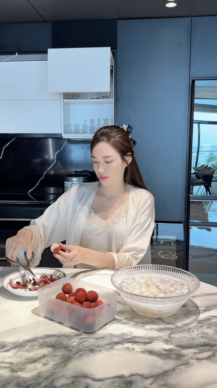 Bên trong căn nhà Viết Vương và Hoa hậu Đỗ Hà sẽ ở sau khi cưới- Ảnh 16. Bên trong căn nhà Viết Vương và Hoa hậu Đỗ Hà sẽ ở sau khi cưới- Ảnh 16.