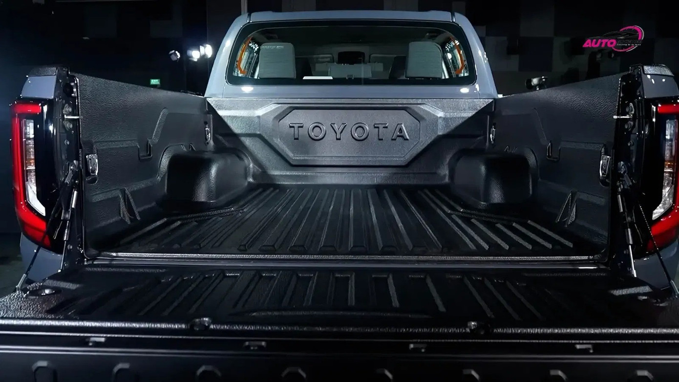 Ảnh thực tế bán tải điện đầu tiên của Toyota- Ảnh 4.