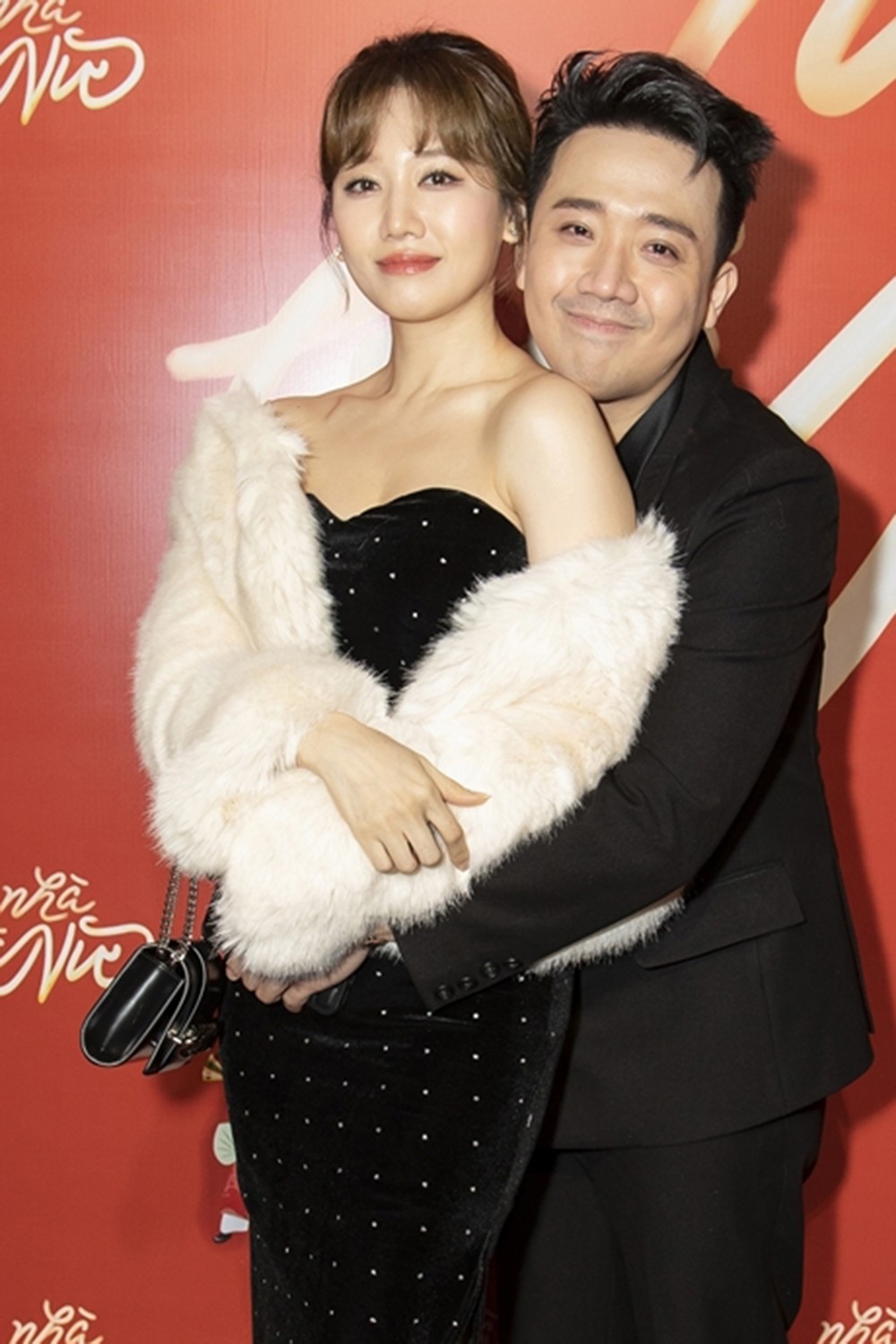 5 cặp đ&ocirc;i phim giả t&igrave;nh thật đẹp nhất Việt Nam: Trấn Th&agrave;nh - Hari Won xếp thứ 2, hạng 1 đ&uacute;ng chuẩn "ti&ecirc;n đồng ngọc nữ"- Ảnh 8.