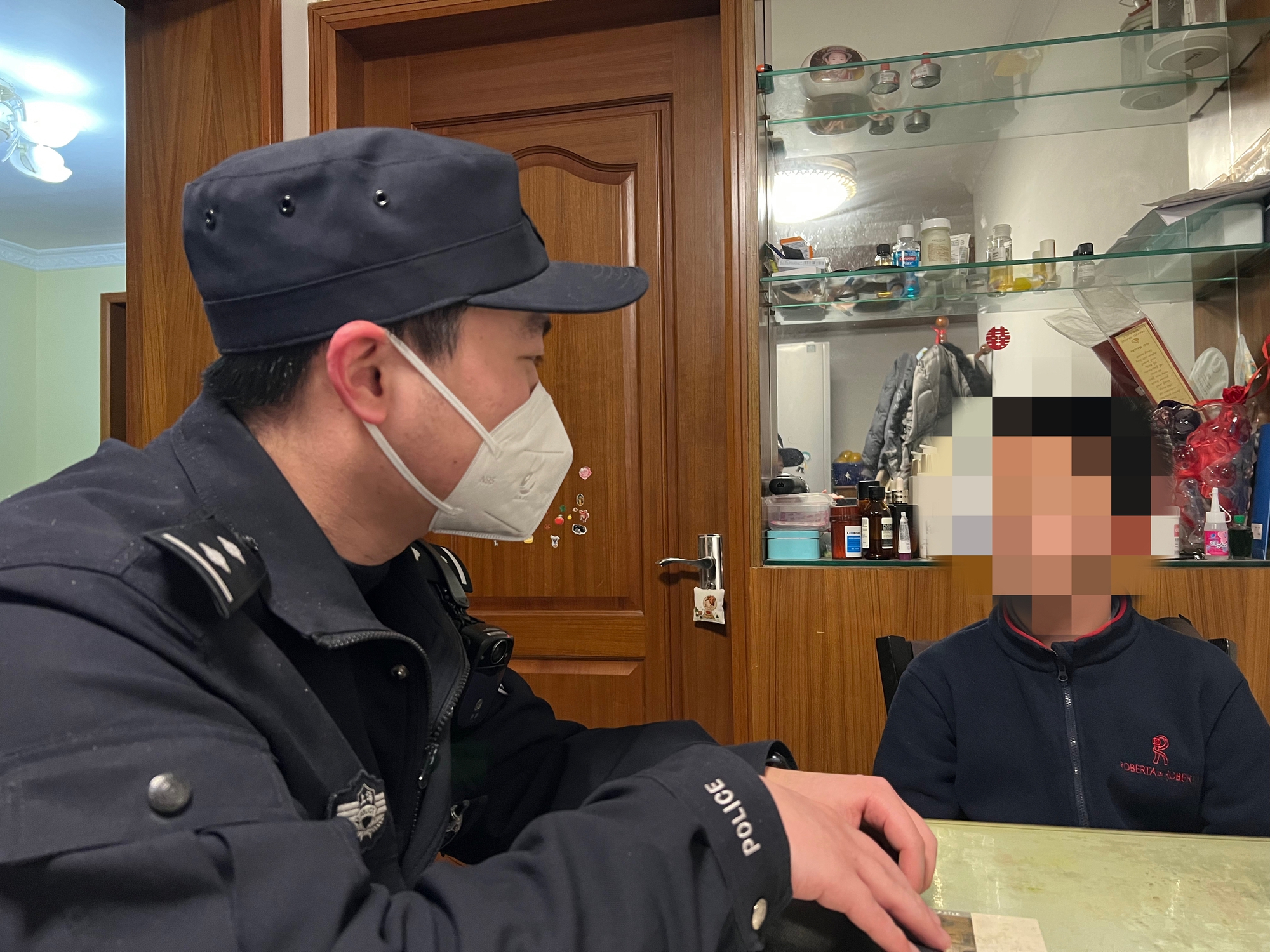 10 cây vàng trong nhà biến mất bí ẩn, cảnh sát vào cuộc rồi phát hiện sự thật ngỡ ngàng- Ảnh 3.