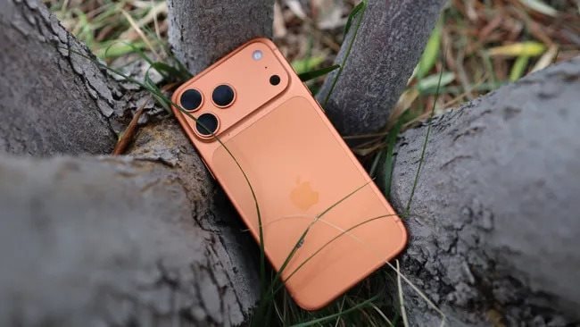 Cây bút công nghệ: "Dùng thử iPhone 17 Pro sau 1 tháng, tôi nhận ra mình chẳng cần điện thoại này đến thế"- Ảnh 1.