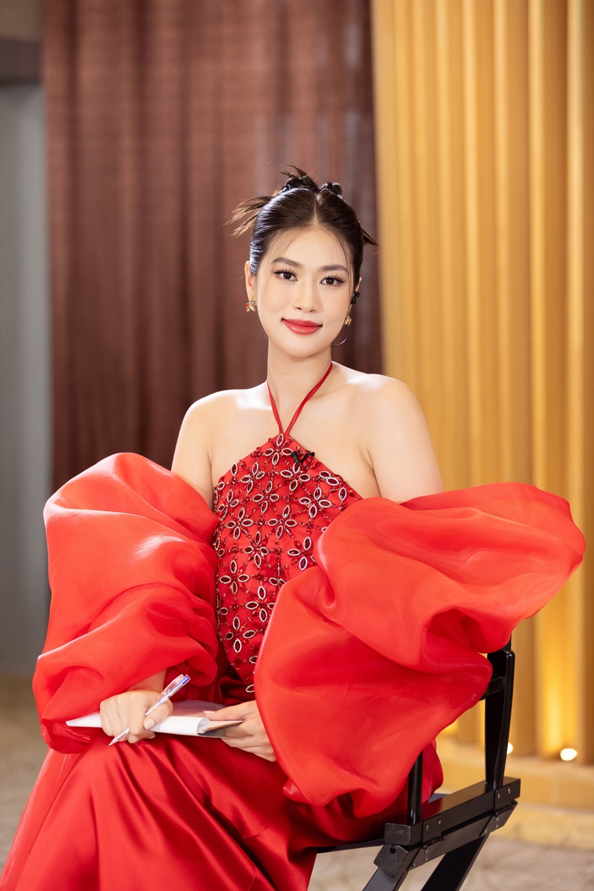 Hoa hậu Gen Z nhà Sen Vàng trả lời đúng 2 chữ về "cơ hội làm phu nhân Phó Chủ tịch điều hành tập đoàn"- Ảnh 8.