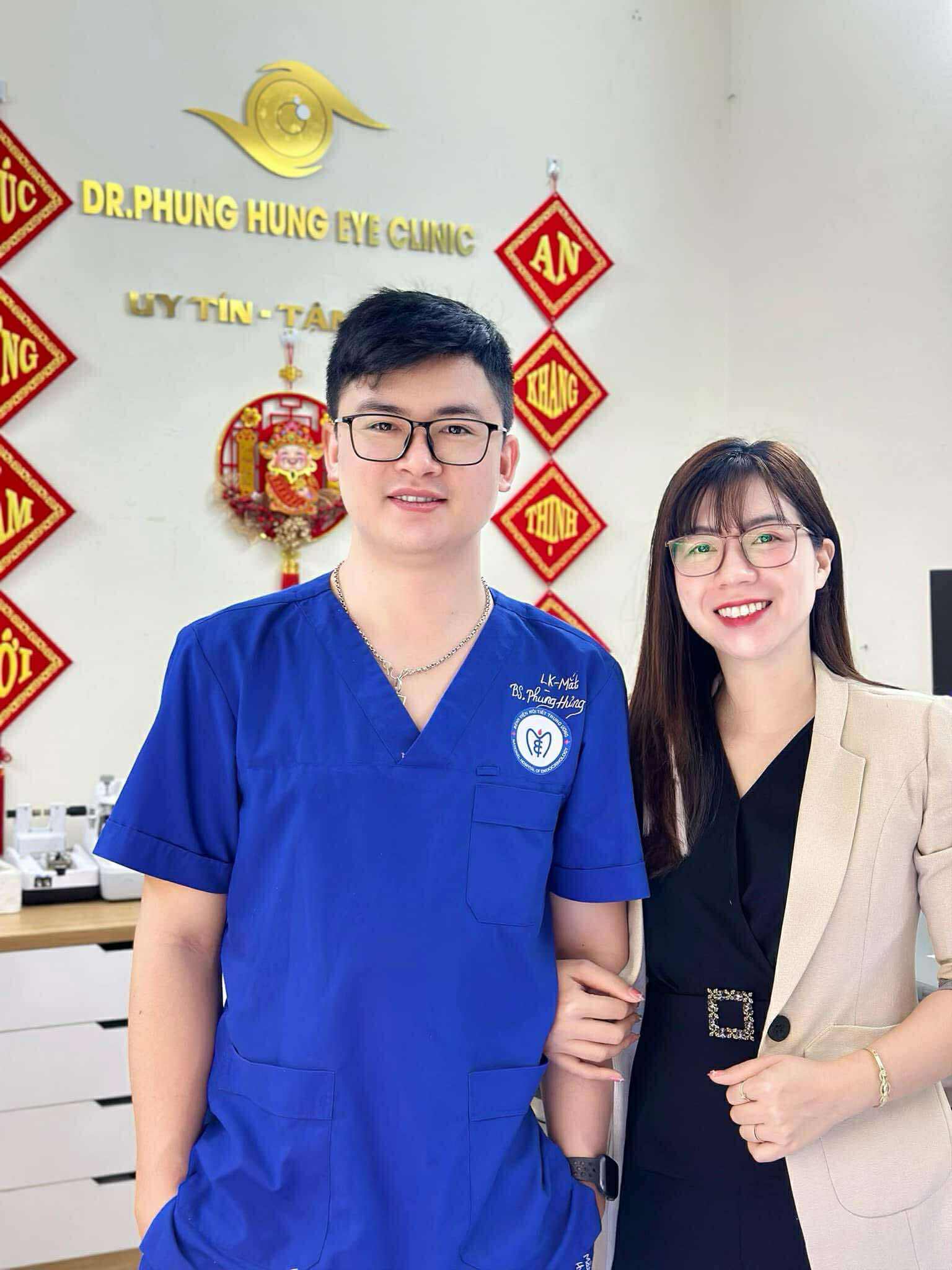 Cựu th&iacute; sinh Olympia visual như nam thần, giờ l&agrave; b&aacute;c sĩ 4 lần l&ecirc;n truyền h&igrave;nh, vợ đẹp tiết lộ: "Khoe ảnh vui vui, ai d&egrave;... HOT"- Ảnh 5.