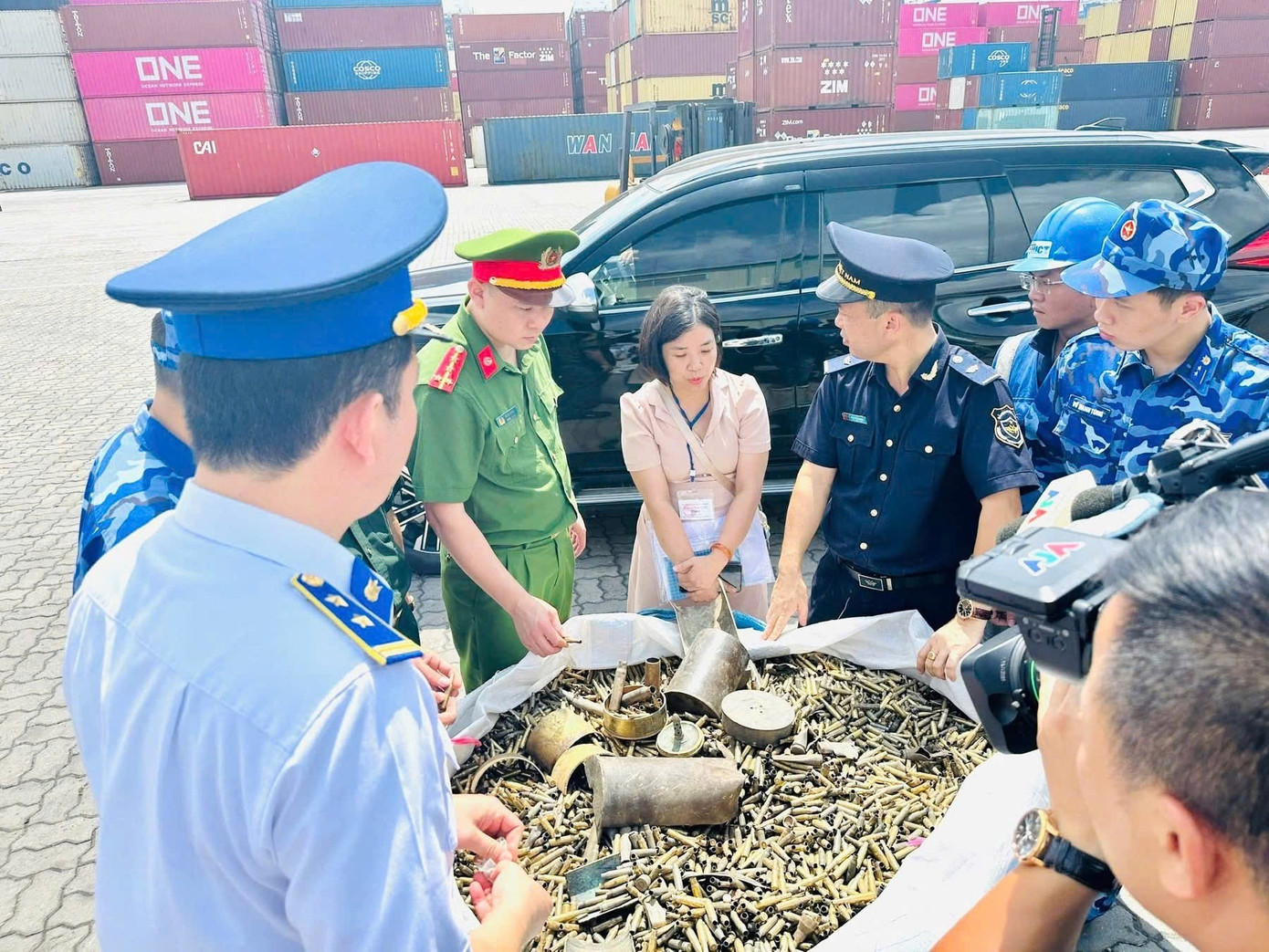 Điều tra vụ nhập lậu hơn 25 tấn vỏ đạn quân dụng về cảng Hải Phòng- Ảnh 4.