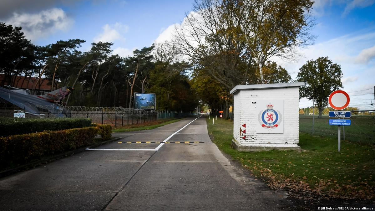 Điểm nóng xung đột ngày 11-11: Đau đầu vì máy bay không người lái bí ẩn- Ảnh 1.