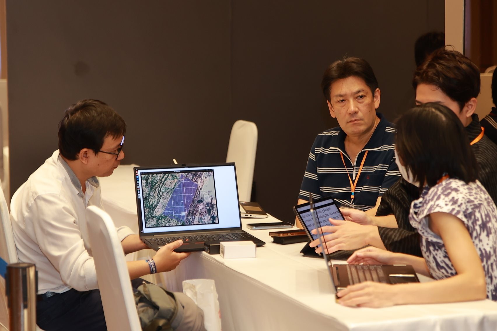 Sự kiện 3.000 đại biểu đến từ 30 quốc gia: “Việt Nam sẽ tạo ra đường chạy mới và mời thế giới cùng chạy”.- Ảnh 5.