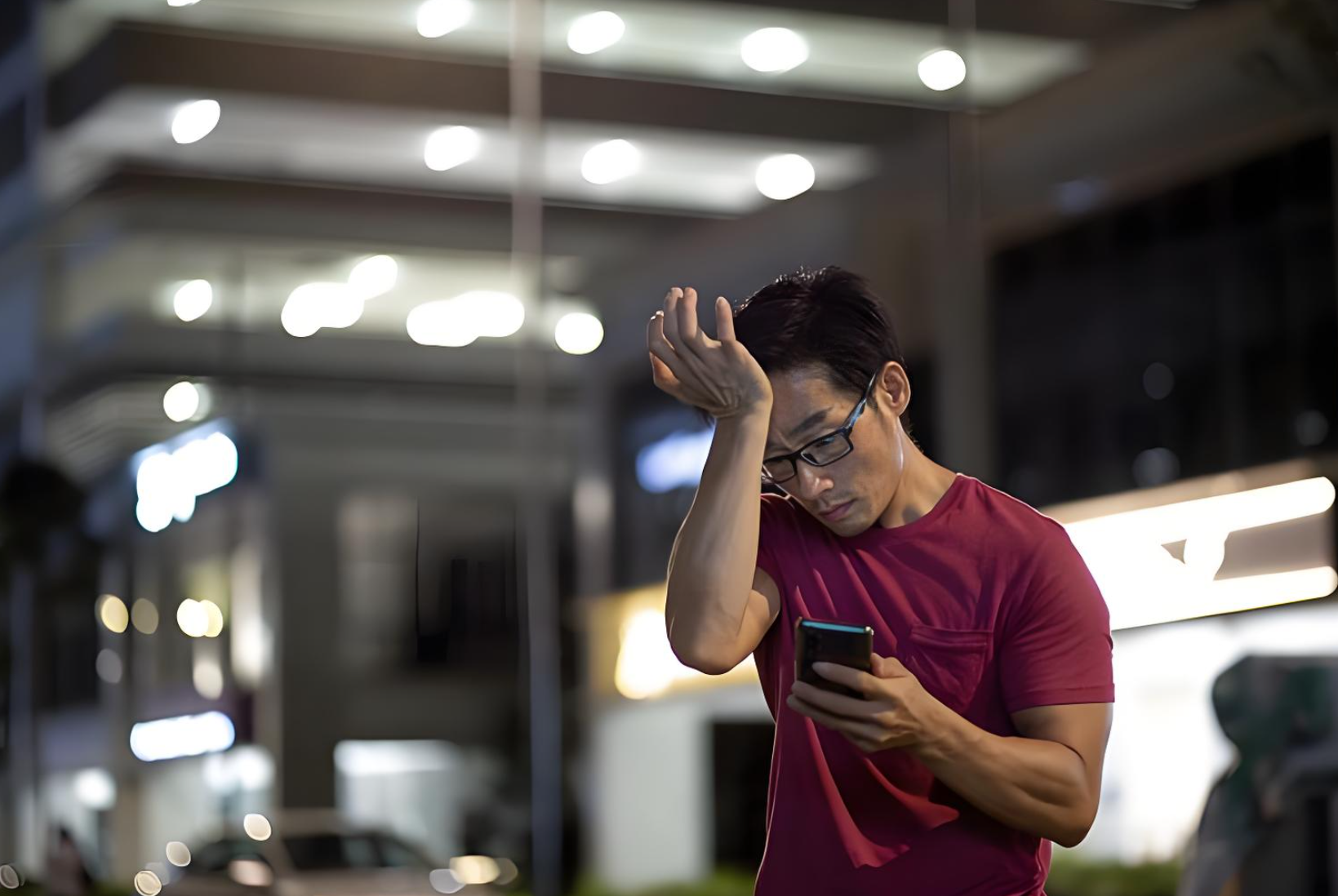 Người đ&agrave;n &ocirc;ng r&uacute;t 260 triệu đồng từ t&agrave;i khoản của con bị y&ecirc;u cầu trả lại to&agrave;n bộ, t&ograve;a tuy&ecirc;n bố: "Trong 10 ng&agrave;y kh&ocirc;ng ho&agrave;n đủ phải đền gấp đ&ocirc;i"- Ảnh 1.