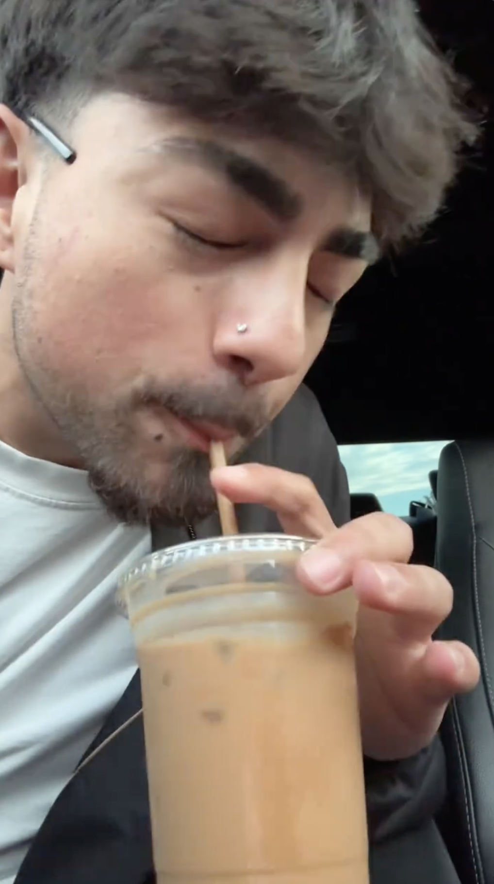 Tình trạng “đáng báo động” của khách Tây khi thử đặc sản Việt Nam- Ảnh 8. Tình trạng “đáng báo động” của khách Tây khi thử đặc sản Việt Nam- Ảnh 8.