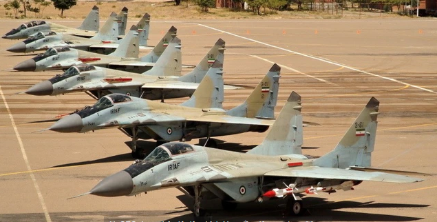 Iran nhận lô tiêm kích Nga đầu tiên sau hơn 30 năm: Cơ hội thay đổi cán cân sức mạnh?- Ảnh 2. Iran nhận lô tiêm kích Nga đầu tiên sau hơn 30 năm: Cơ hội thay đổi cán cân sức mạnh?- Ảnh 2.