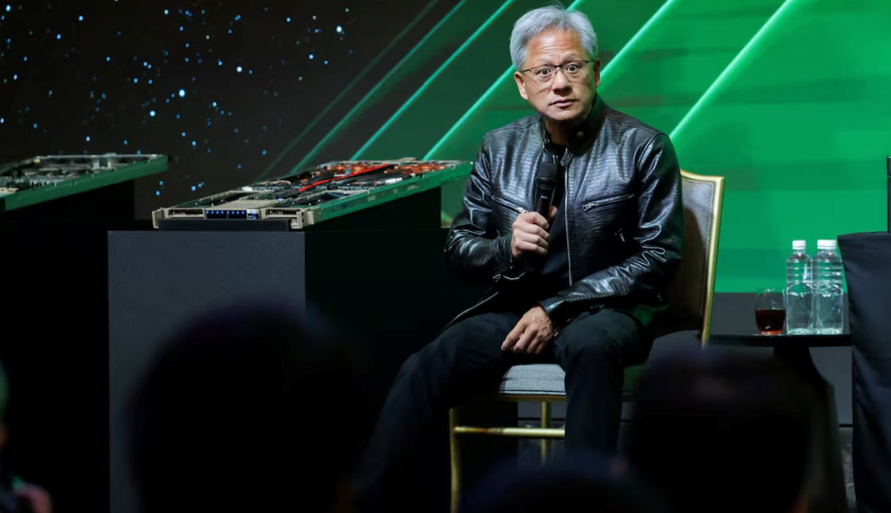 'Nếu không có 1 Titan, chúng tôi sẽ có hàng nghìn con kiến' - Trung Quốc thách thức cả thế giới trong cuộc chiến AI- Ảnh 3.