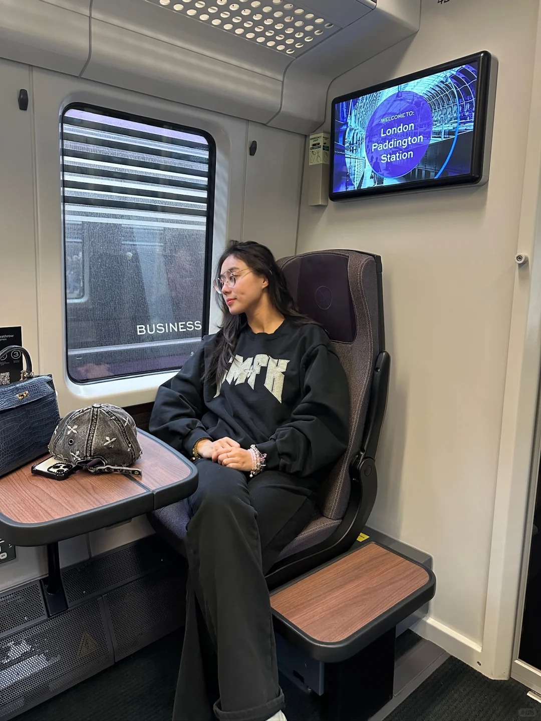 Chân dung cô giáo tiểu học có hơn tài sản 2.000 tỷ- Ảnh 12. Chân dung cô giáo tiểu học có hơn tài sản 2.000 tỷ- Ảnh 12.