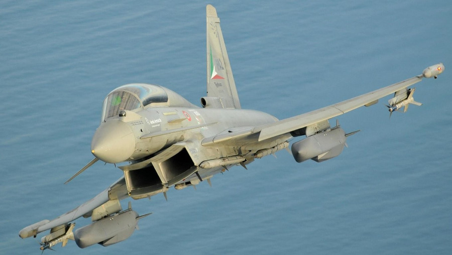 Tại sao 20 chiếc Eurofighter tiêu tốn tới... 7,2 tỷ đô la- Ảnh 1.