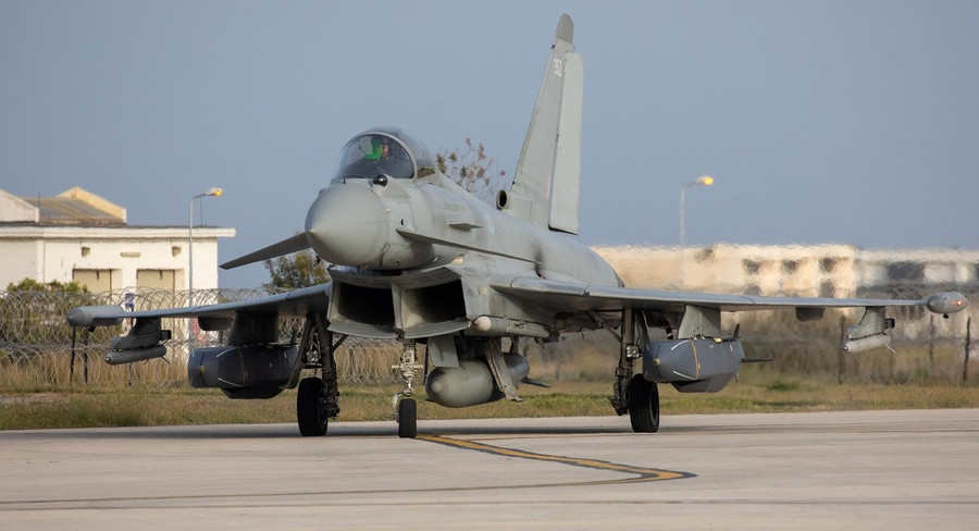 Tại sao 20 chiếc Eurofighter tiêu tốn tới... 7,2 tỷ đô la- Ảnh 2.