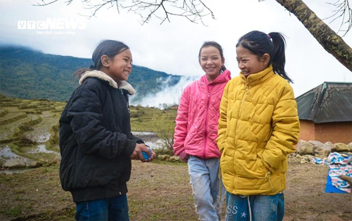 Miền Bắc sắp đón không khí lạnh mạnh nhất từ đầu mùa, miền Trung mưa lớn- Ảnh 1.