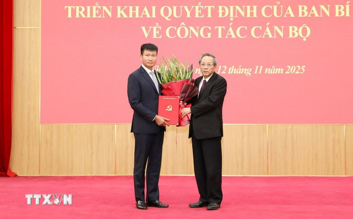 Chủ tịch tỉnh Lào Cai Trần Huy Tuấn làm Phó Bí thư Tỉnh ủy Ninh Bình- Ảnh 1.