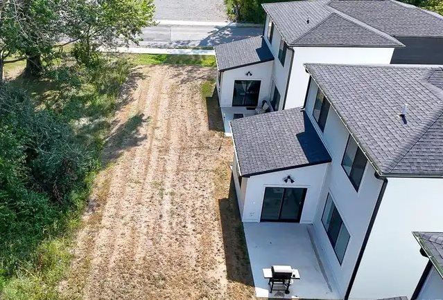 “Nhặt rác 8 năm, tôi bỗng mua được nhà”- Ảnh 1. “Nhặt rác 8 năm, tôi bỗng mua được nhà”- Ảnh 1.