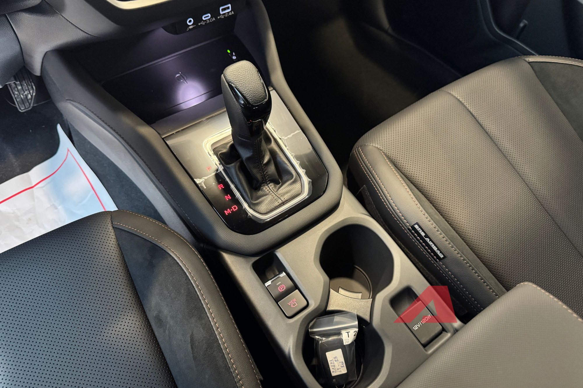 Chi tiết Subaru Forester 2025 vừa ra mắt Việt Nam: Nhập khẩu Nhật Bản, m&aacute;y xăng 2.5L mới, n&acirc;ng cấp ADAS, gi&aacute; kh&oacute; rẻ- Ảnh 11.