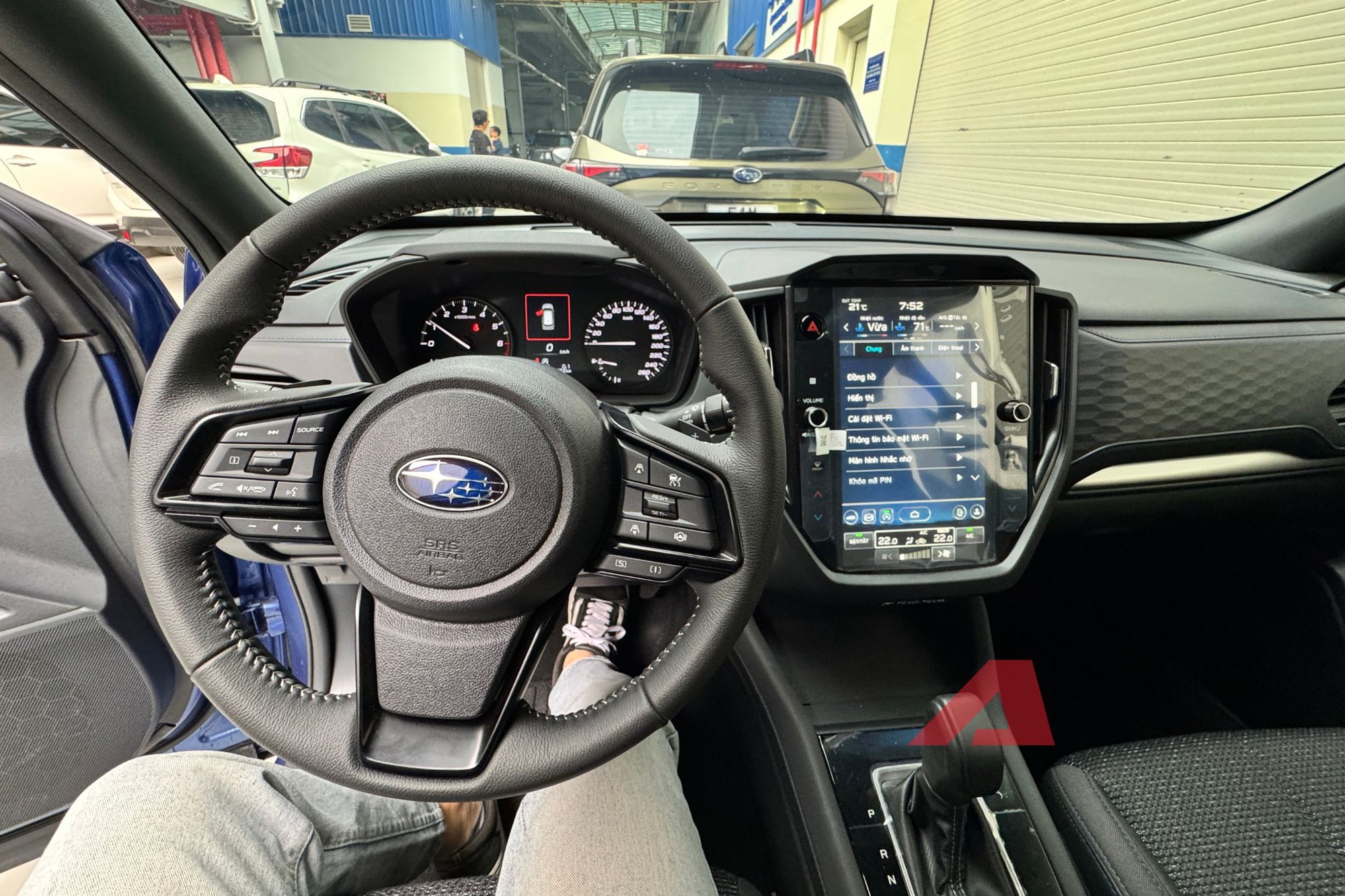 Chi tiết Subaru Forester 2025 vừa ra mắt Việt Nam: Nhập khẩu Nhật Bản, m&aacute;y xăng 2.5L mới, n&acirc;ng cấp ADAS, gi&aacute; kh&oacute; rẻ- Ảnh 9.