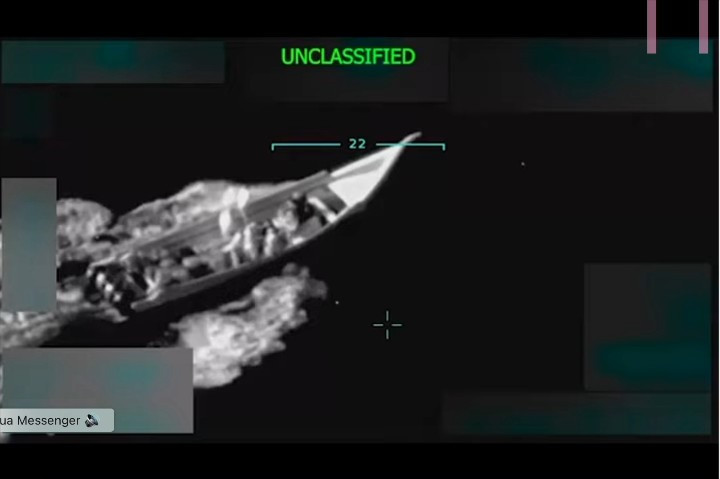 Venezuela huy động lực lượng quân sự mạnh khi tàu chiến Mỹ lớn nhất hiện diện- Ảnh 7. Venezuela huy động lực lượng quân sự mạnh khi tàu chiến Mỹ lớn nhất hiện diện- Ảnh 7.