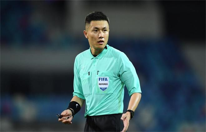 Phóng viên Trung Quốc: "Được trọng tài thiên vị cả trận, vậy mà Trung Quốc vẫn thua tuyển Việt Nam"- Ảnh 2.