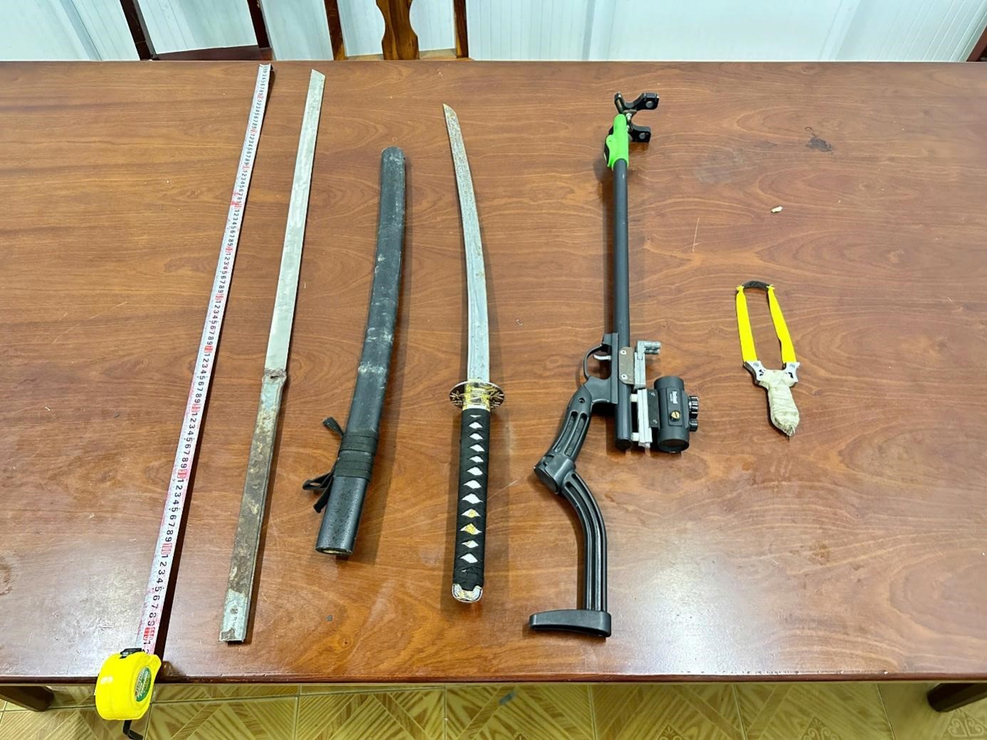 2 nhóm thanh niên "hỗn chiến" ở Đồng Nai- Ảnh 2. 2 nhóm thanh niên "hỗn chiến" ở Đồng Nai- Ảnh 2.