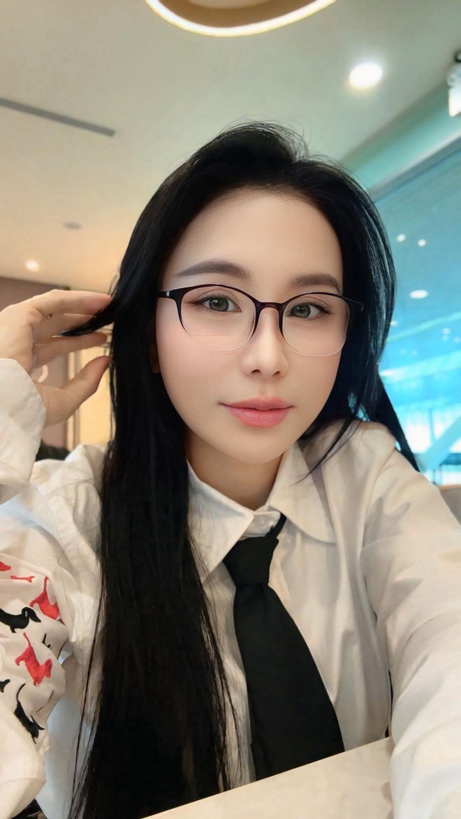 Nhan sắc "sếp em Mailisa" thời chưa dao k&eacute;o: Con g&aacute;i t&ocirc;i ngỡ mẹ l&agrave; b&agrave; ngoại- Ảnh 2.