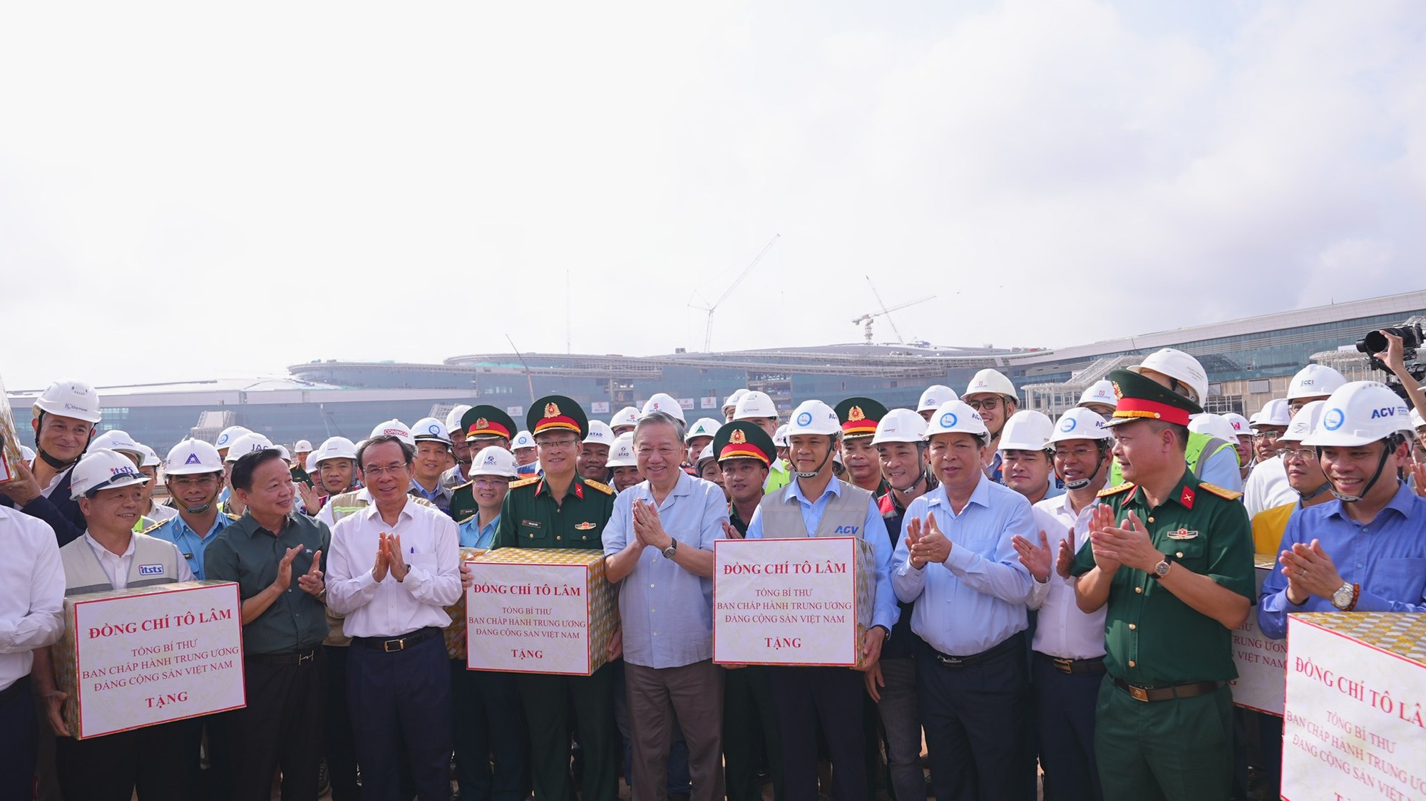 Trước thời khắc lịch sử, Tổng Bí thư Tô Lâm tới thăm và kiểm tra đại dự án 16 tỷ USD hàng đầu Việt Nam- Ảnh 5.