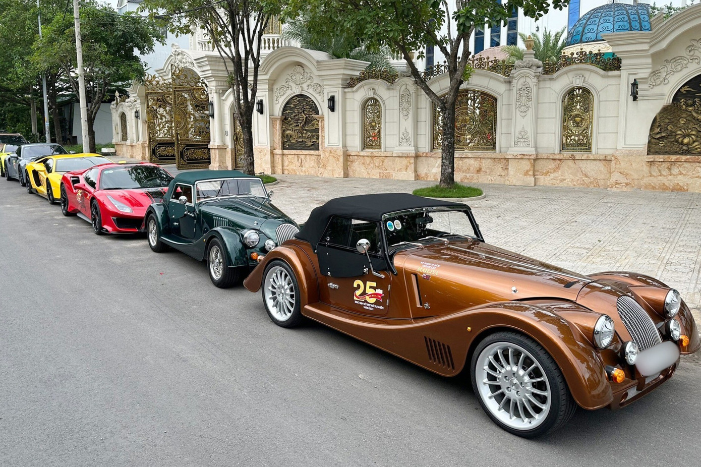 Dàn siêu xe trong gara 'triệu đô' được cho là của vợ chồng chủ hệ thống Mailisa- Ảnh 8.