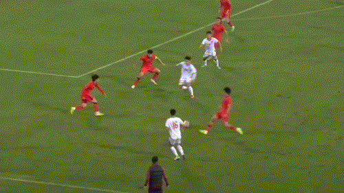 Thấy gì từ chiến thắng đáng khen ngợi của U22 Việt Nam trước U22 Trung Quốc?- Ảnh 4.