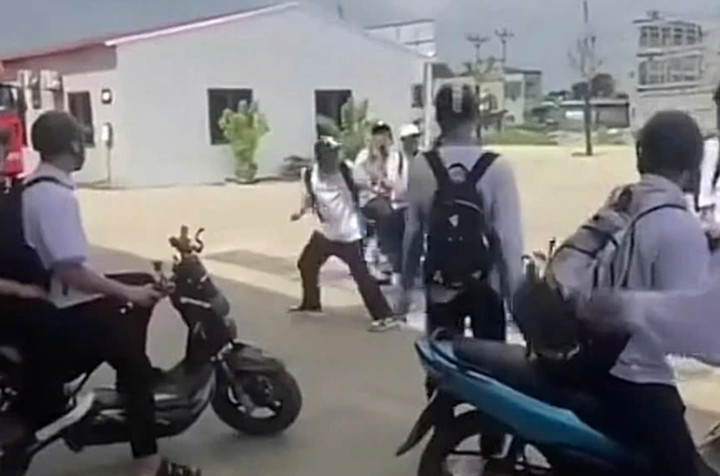 Bắt 2 nam sinh li&ecirc;n quan vụ học sinh lớp 12 ở Thanh Ho&aacute; bị đ&acirc;m chết- Ảnh 1.