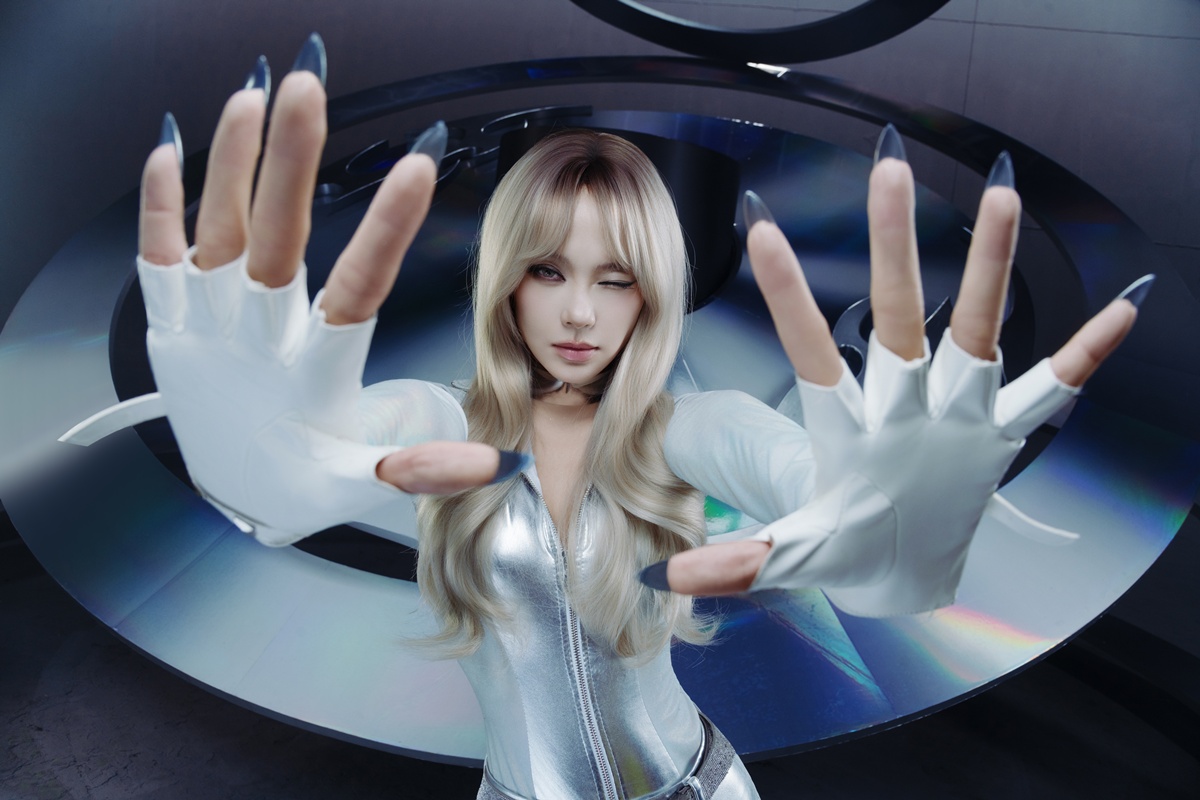 Minh Hằng “cân trọn” mọi tạo hình từ sang chảnh đến nổi loạn, gợi cảm trong MV mới- Ảnh 9.