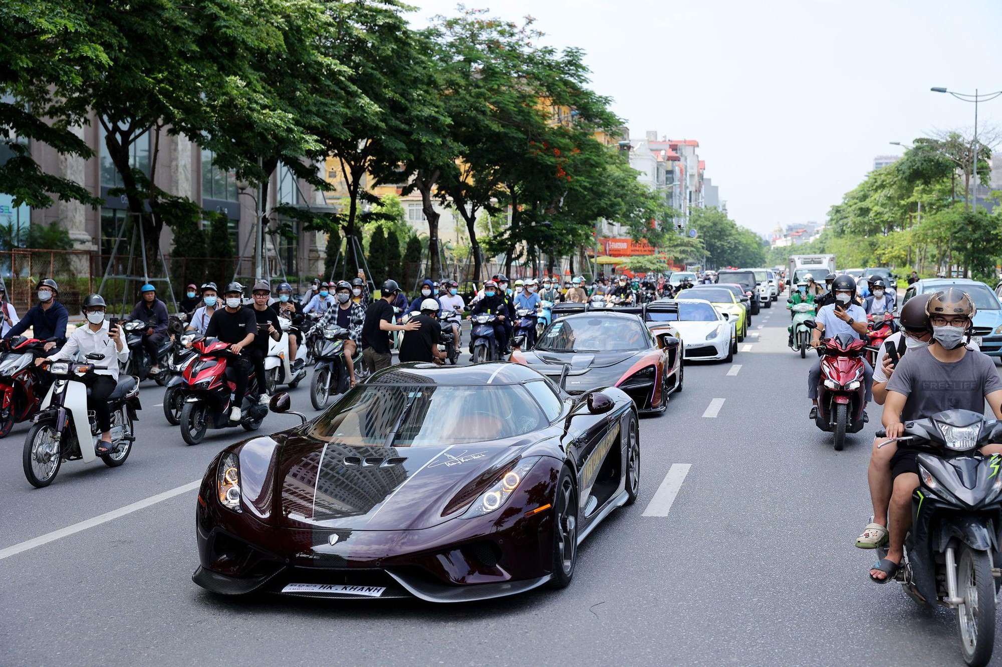 H&igrave;nh ảnh d&agrave;n si&ecirc;u xe b&ecirc;n trong garage của b&agrave; chủ thẩm mỹ viện Mailisa- Ảnh 10.