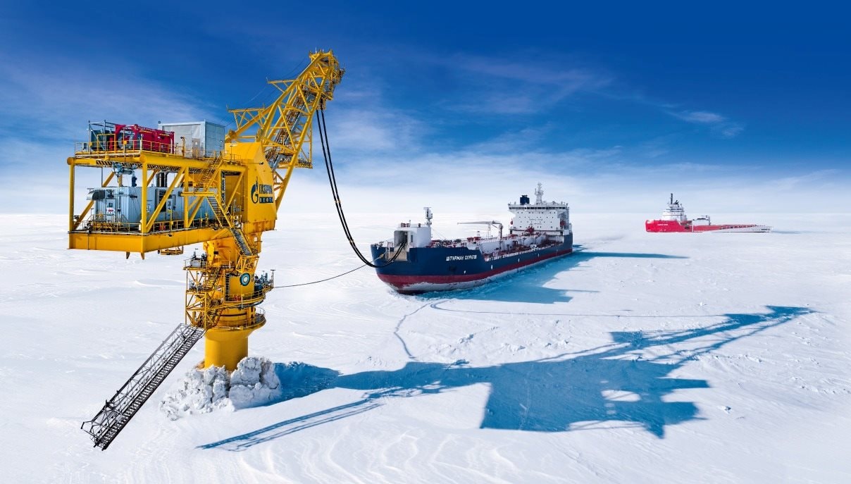 Mỹ trừng phạt quá căng, Nga lập tức sale off 'sập sàn' dầu thô để kéo khách - Giá này không mua còn mua ở đâu - Ảnh 1.