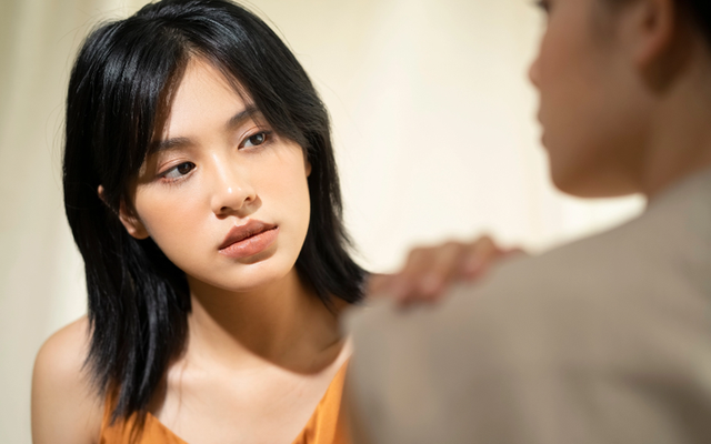 Chồng cũ đưa 500 nghìn tiền chu cấp, tôi trả lại 1 tờ giấy khiến anh câm nín- Ảnh 2.