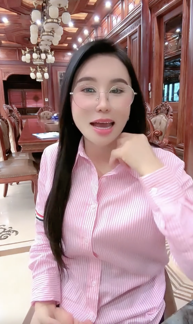 Nhan sắc "sếp em Mailisa" thời chưa dao k&eacute;o: Con g&aacute;i t&ocirc;i ngỡ mẹ l&agrave; b&agrave; ngoại- Ảnh 6.