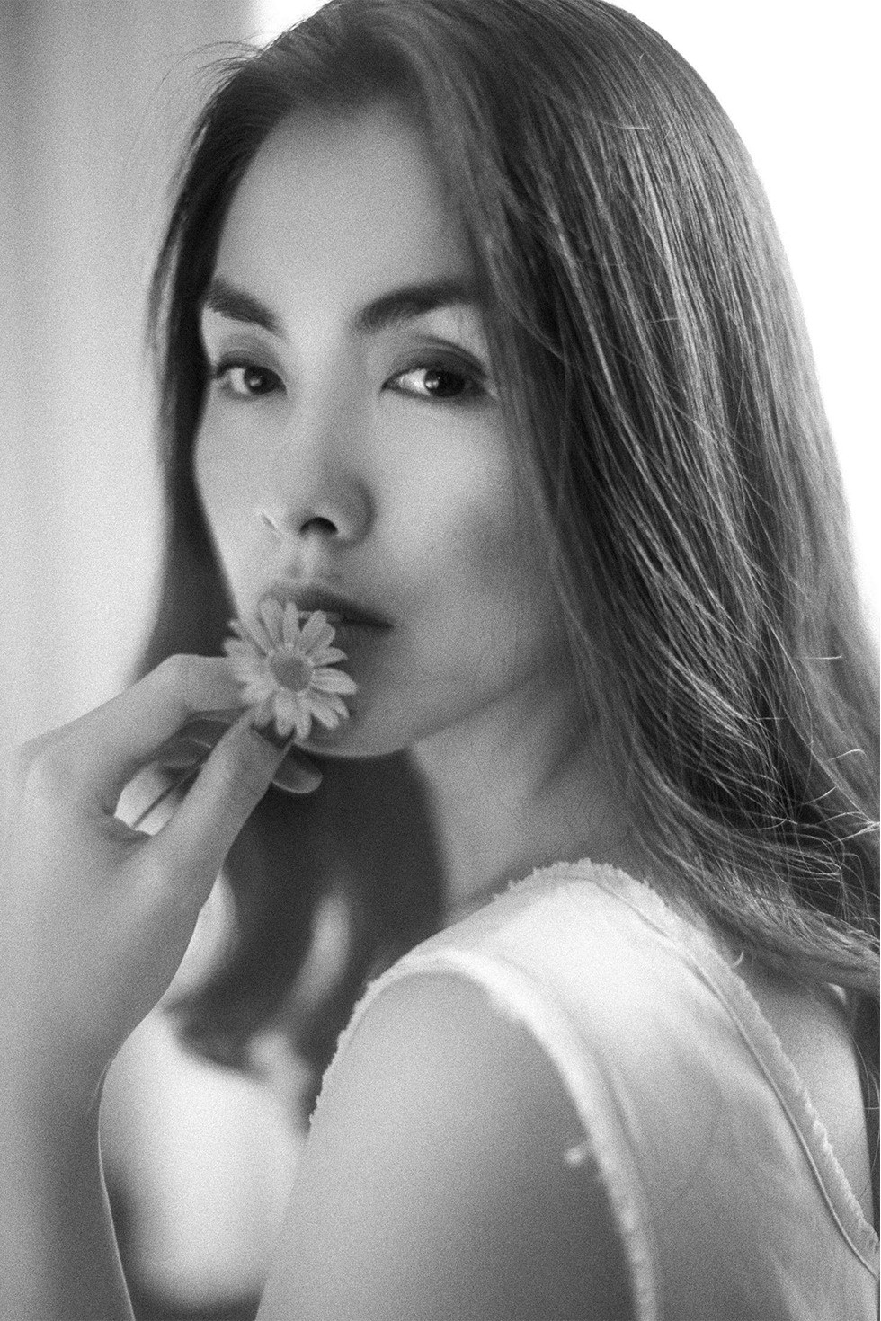 5 nữ diễn viên có đôi mắt đẹp nhất Việt Nam: Tăng Thanh Hà xếp sau Kaity Nguyễn, hạng 1 khen cả đời vẫn không đủ- Ảnh 1.