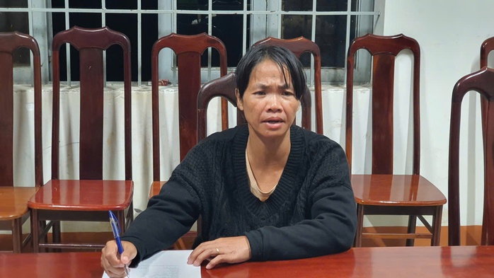 Khởi tố người mẹ thả con 1 tuổi xuống giếng tử vong- Ảnh 1.