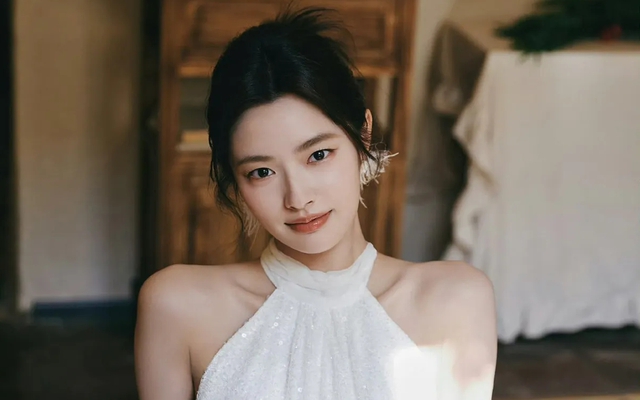 Vô ơn như mỹ nhân này xứng đáng biến mất khỏi showbiz: Bôi nhọ người giúp mình nổi tiếng, ăn không nói có trắng trợn- Ảnh 3.