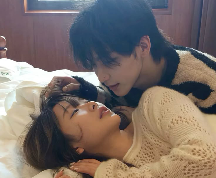 Đây là 6 lý do thật sự khiến chị em tiền mãn kinh không còn mê mẩn "chuyện ấy" như ngày trước- Ảnh 1.