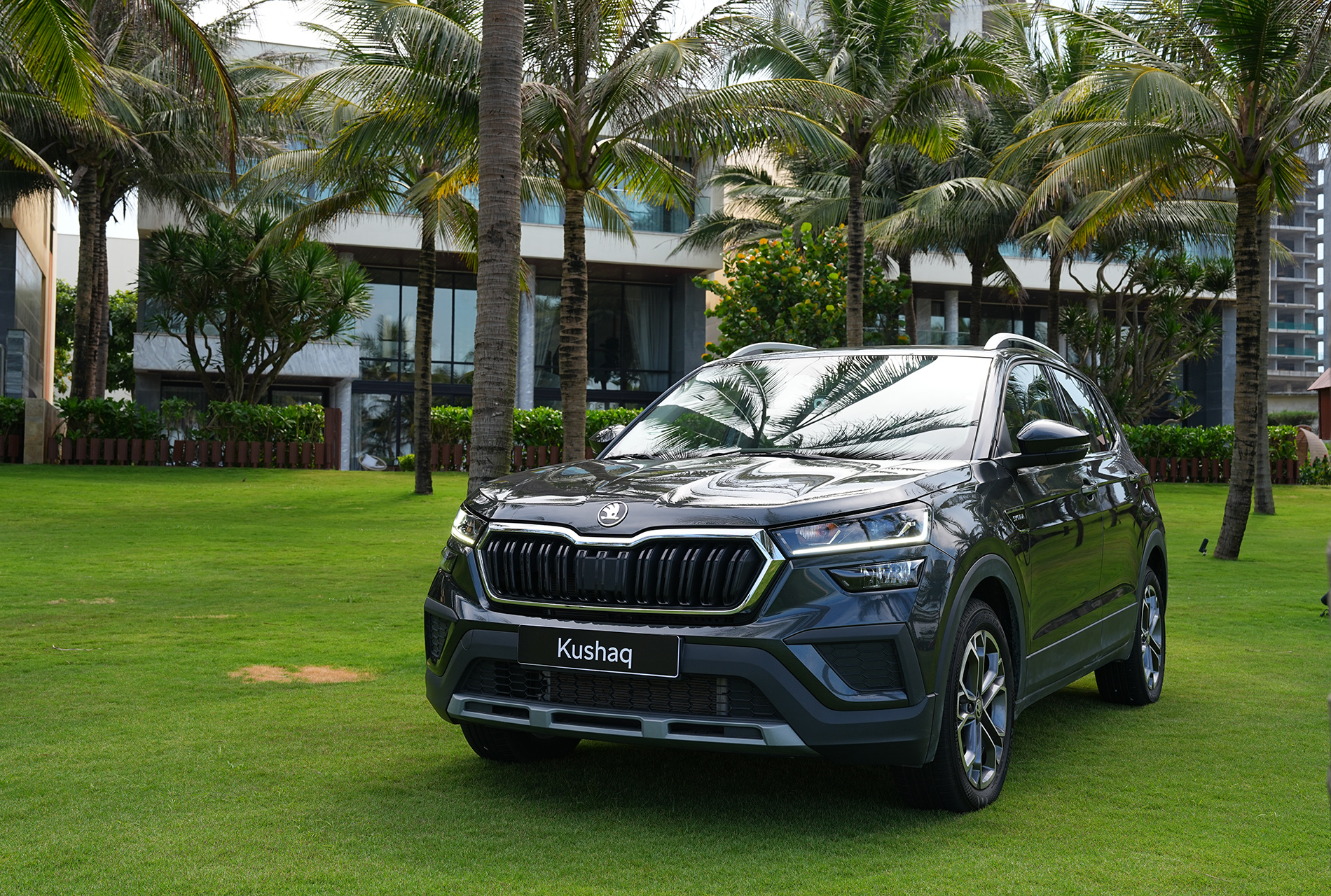 Skoda Việt Nam chơi lớn ưu đãi 100% phí trước bạ cho Skoda Kushaq và Skoda Slavia- Ảnh 1.