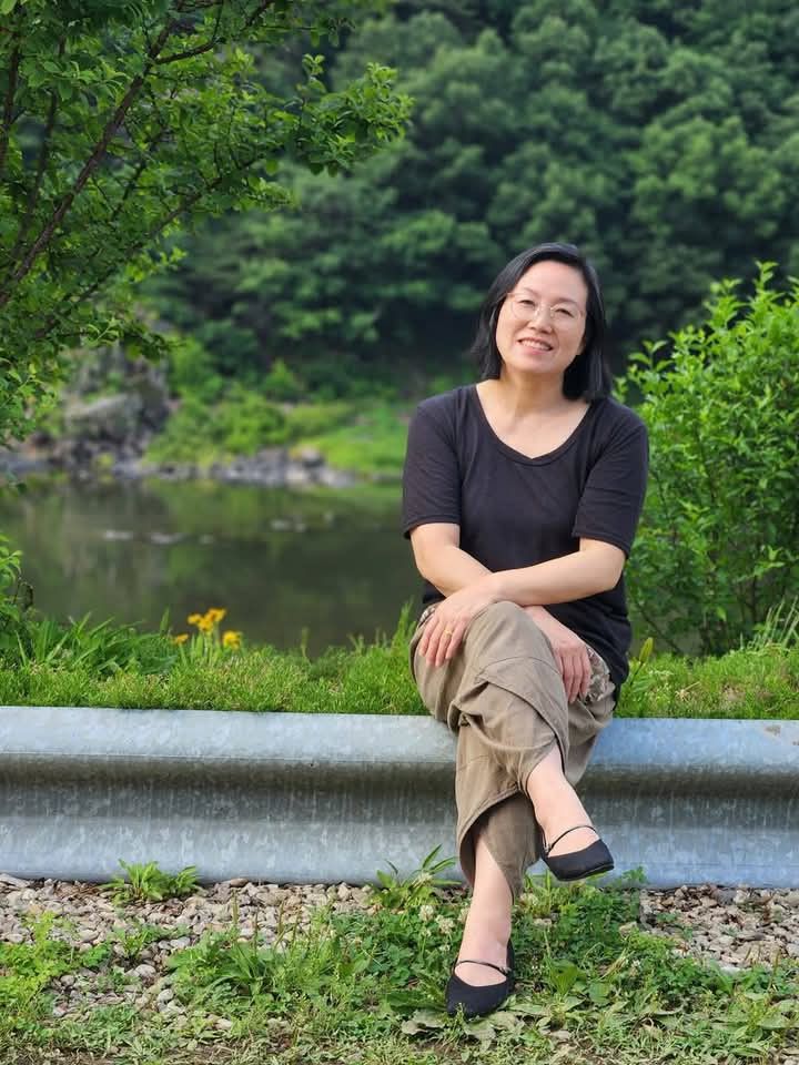 60 tuổi tôi mới nhận ra: 3 cái bẫy âm thầm này khiến người trung niên nghèo nhanh hơn cả khủng hoảng kinh tế- Ảnh 1. 60 tuổi tôi mới nhận ra: 3 cái bẫy âm thầm này khiến người trung niên nghèo nhanh hơn cả khủng hoảng kinh tế- Ảnh 1.