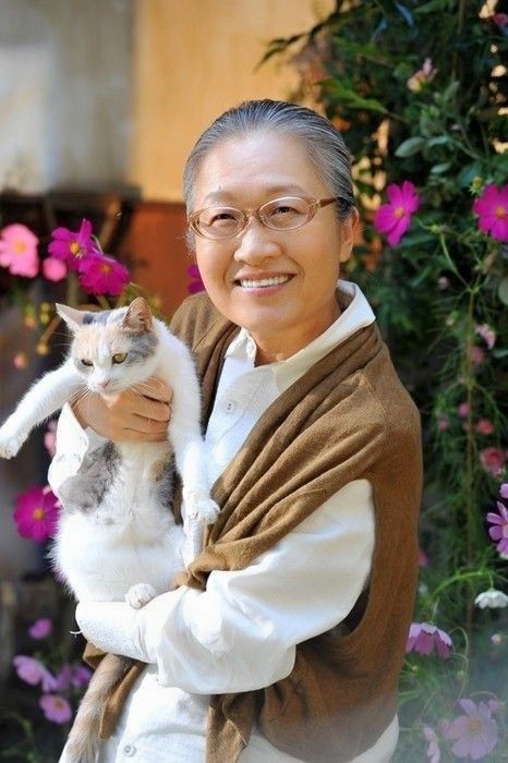 Đến tuổi 60, nếu bạn vẫn tiết kiệm cực đoan, bạn đang lãng phí đời mình, tiền sinh ra để sống, không phải để sợ- Ảnh 1. Đến tuổi 60, nếu bạn vẫn tiết kiệm cực đoan, bạn đang lãng phí đời mình, tiền sinh ra để sống, không phải để sợ- Ảnh 1.