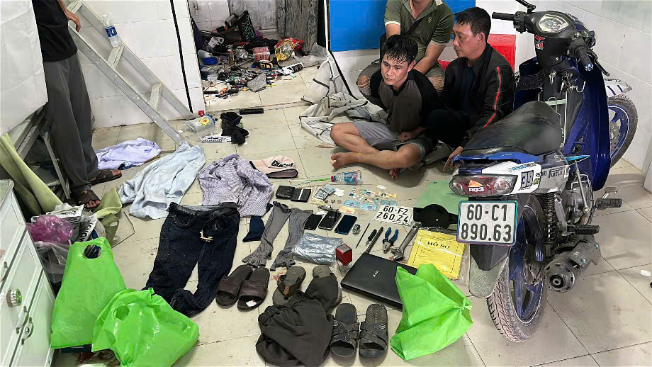 Bắt Nguyễn Duy Khánh- Ảnh 1. Bắt Nguyễn Duy Khánh- Ảnh 1.