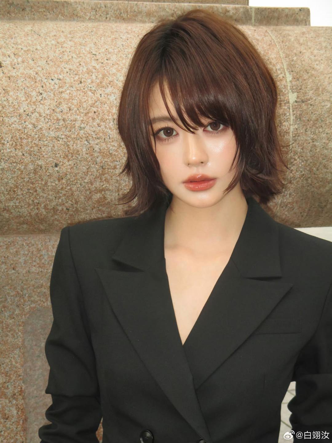 Mỹ nhân đang viral khắp Trung Quốc vì mắt to như "hột xoàn 50 carat"- Ảnh 5.