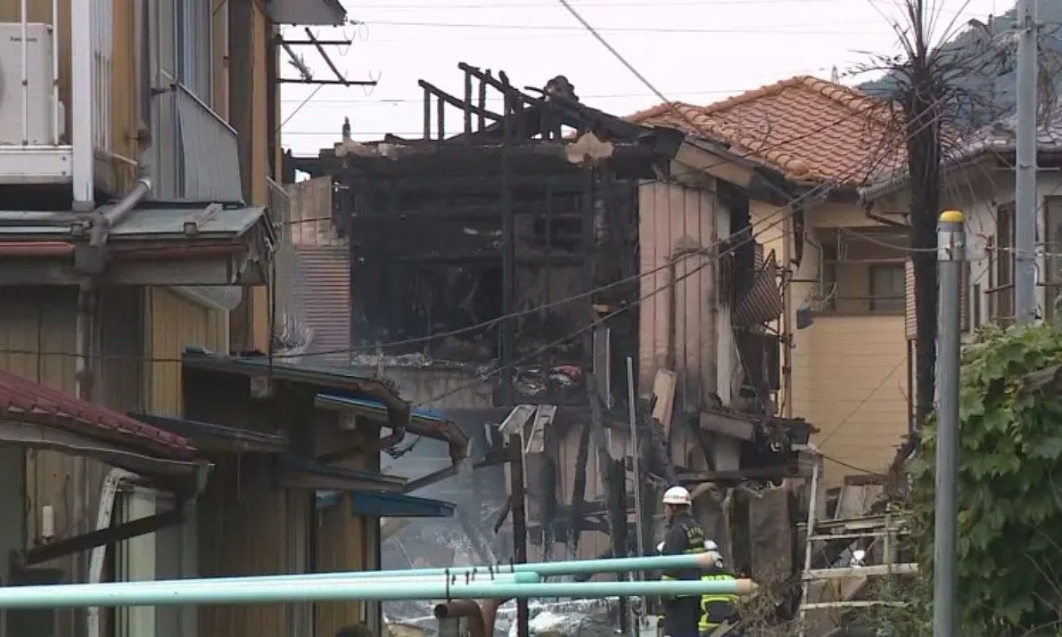 Một người Việt bị tình nghi phóng hỏa thiêu rụi 3 căn nhà, lan sang 10 nhà khác tại Nhật- Ảnh 1. Một người Việt bị tình nghi phóng hỏa thiêu rụi 3 căn nhà, lan sang 10 nhà khác tại Nhật- Ảnh 1.