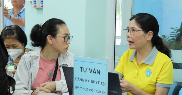 Bệnh viện thanh to&aacute;n trực tiếp quyền lợi cho người bệnh đ&oacute;ng BHYT 5 năm li&ecirc;n tục- Ảnh 2.