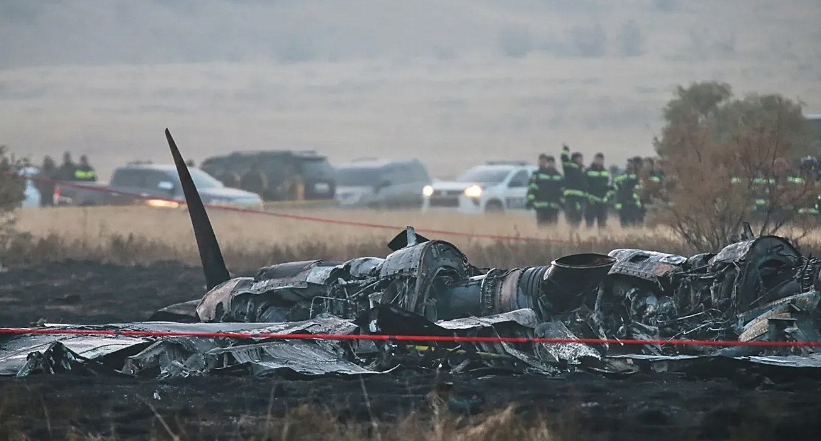 Vụ máy bay quân sự Thổ Nhĩ Kỹ vỡ tan trên không: Rất bất thường!- Ảnh 1. Vụ máy bay quân sự Thổ Nhĩ Kỹ vỡ tan trên không: Rất bất thường!- Ảnh 1.