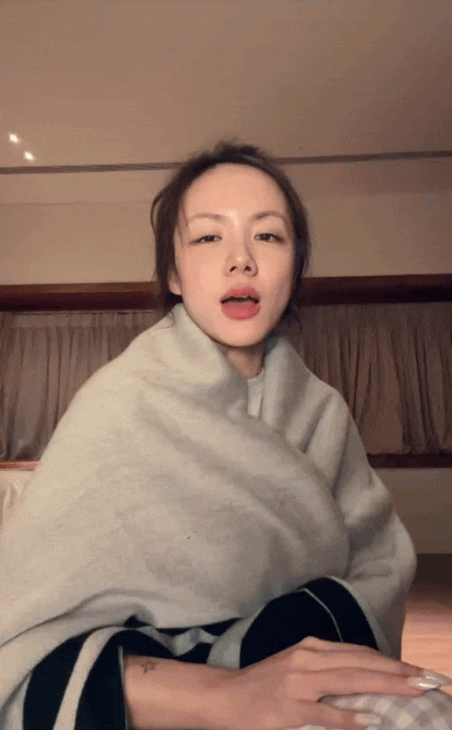 Phương Ly làm sao thế này?- Ảnh 2.