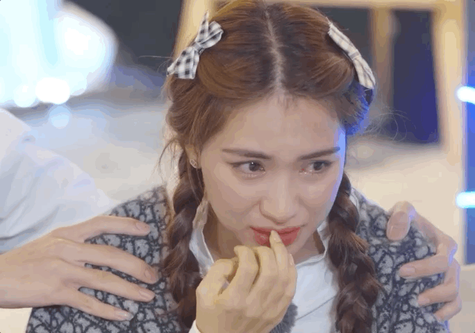 Hòa Minzy rưng rưng, thừa nhận cô đơn- Ảnh 5. Hòa Minzy rưng rưng, thừa nhận cô đơn- Ảnh 5.