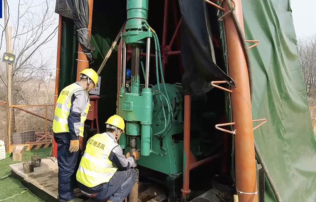 45 giàn khoan hoạt động đồng thời, 1.000 kỹ sư huy động - vỡ oà phát hiện mỏ vàng đơn lẻ lớn nhất lịch sử trữ lượng hơn 1.444 tấn - Ảnh 2.